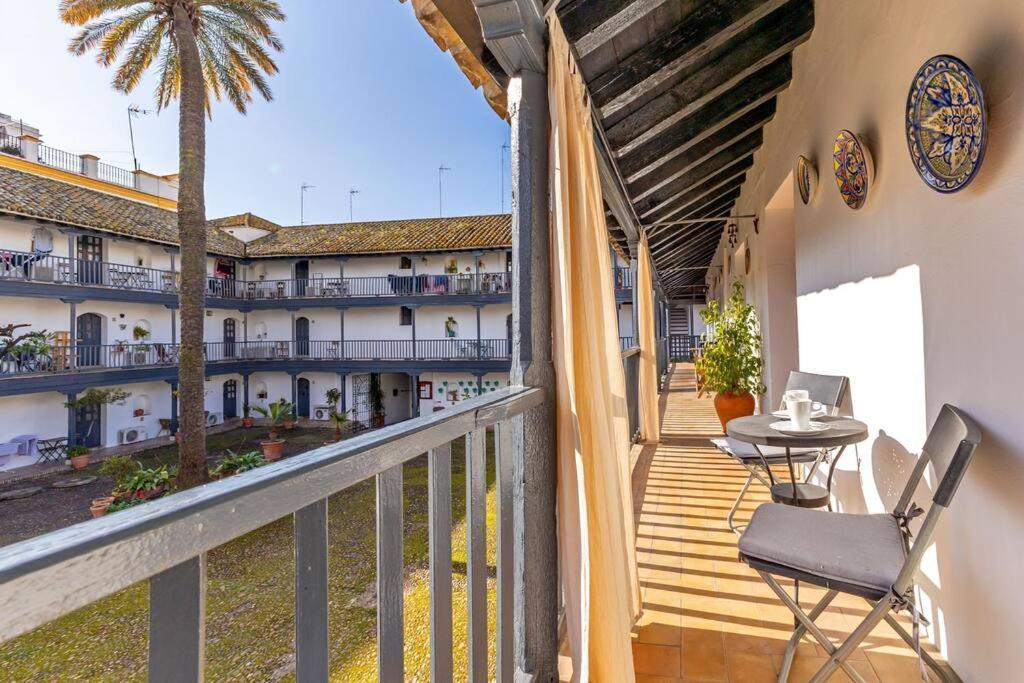 Corral Oasis * Sevilla